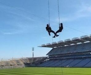 Abseil image